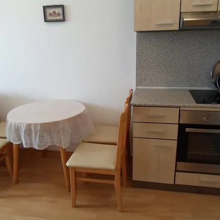 Sunny Day 3 Rent Апартамент