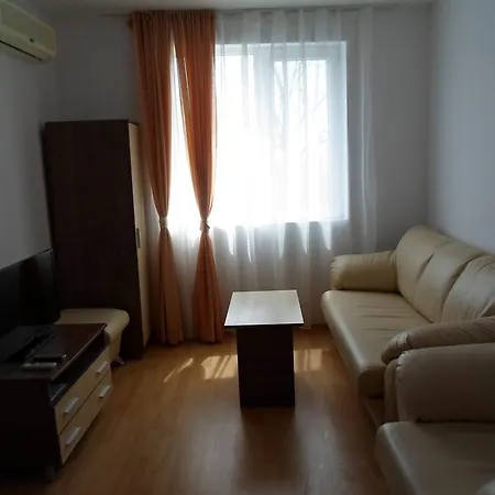 Апартамент Sunny Day 3 Rent Слънчев бряг